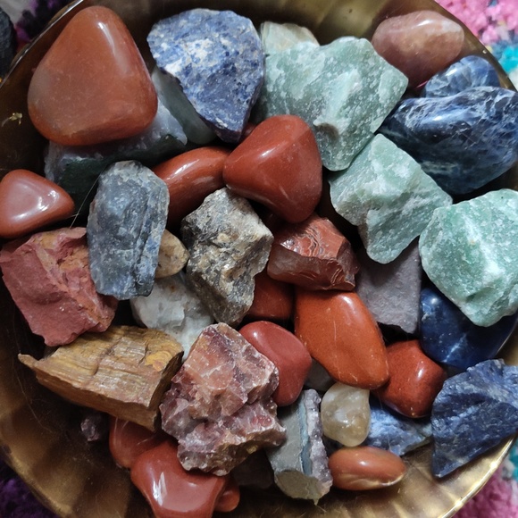 Crystals - Picture 5 of 10